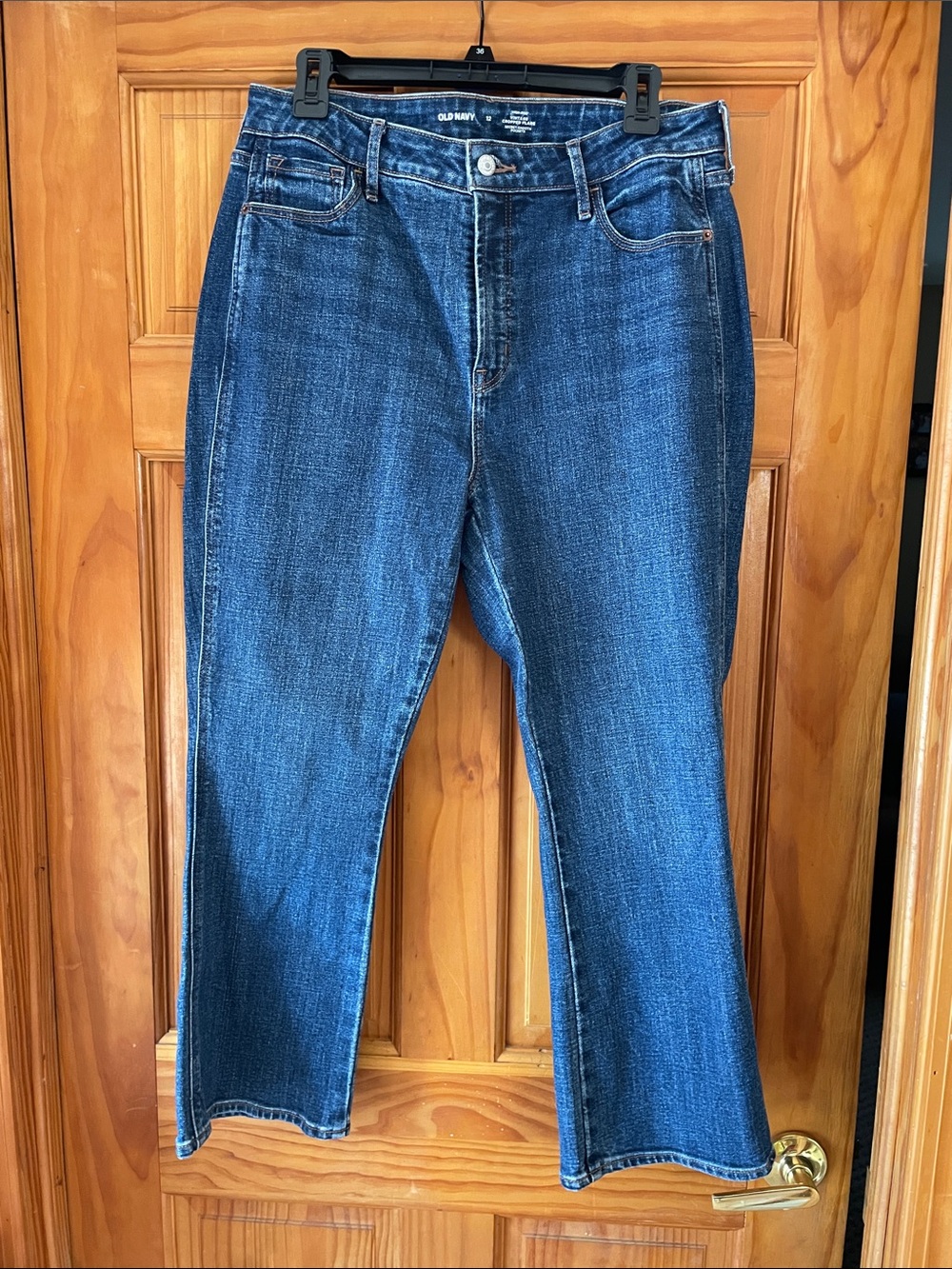 Old Navy Medium Blue Cropped Jeans
